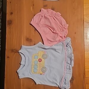 NWOT Stitchy Fish 0-3month School Bus Embroidered Two Piece Romper